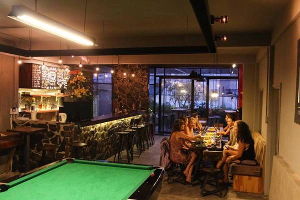 Tầng 1 là YOLO Coffee & Bar. Ảnh: Yolo Tầng 1 là YOLO Coffee & Bar. Ảnh: Yolo