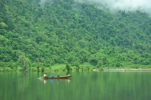 ho-noong-tien-canh-xu-ha-giang-ivivu-2