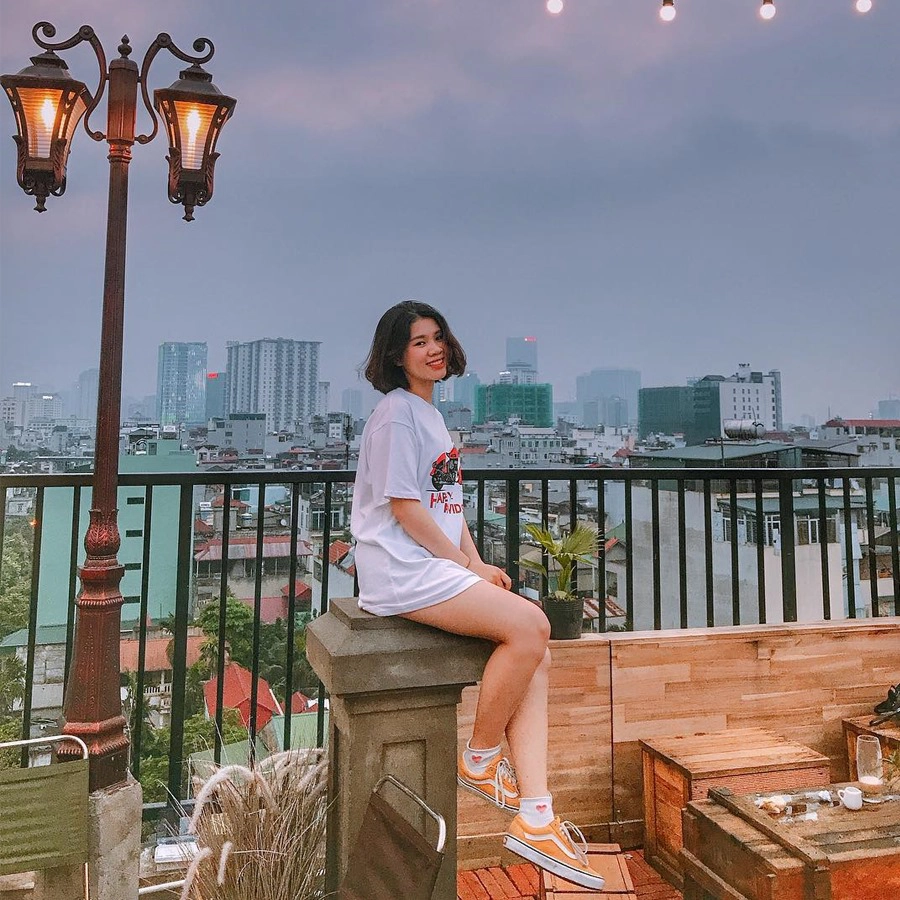 Sam -Rooftop- Coffee-Hà-Nội-ivivu-1