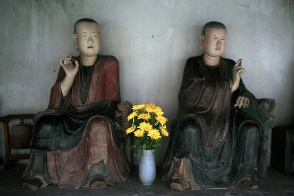 Đây là ngôi chùa lưu giữ nhiều tượng nghệ thuật nhất Việt Nam, do Trung tâm Sách kỷ lục Việt Nam công bố. Trên các bức tượng, mỗi vị mỗi vẻ, nhưng đều toát lên vẻ uy nghiêm, thanh tịnh. Đây là ngôi chùa lưu giữ nhiều tượng nghệ thuật nhất Việt Nam, do Trung tâm Sách kỷ lục Việt Nam công bố. Trên các bức tượng, mỗi vị mỗi vẻ, nhưng đều toát lên vẻ uy nghiêm, thanh tịnh.