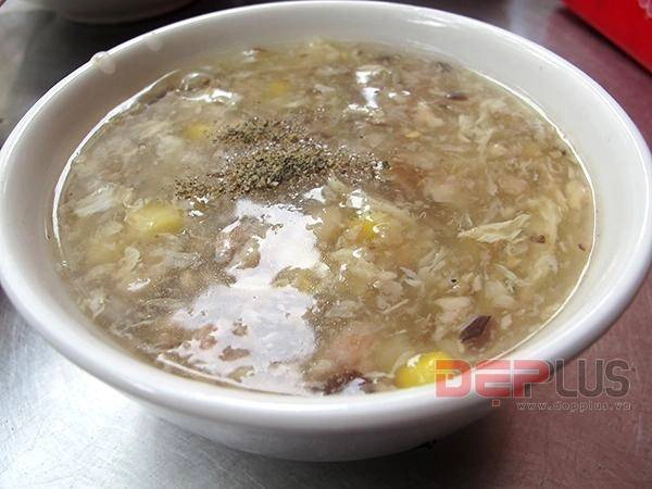 Phở trộn gà Mã Mây