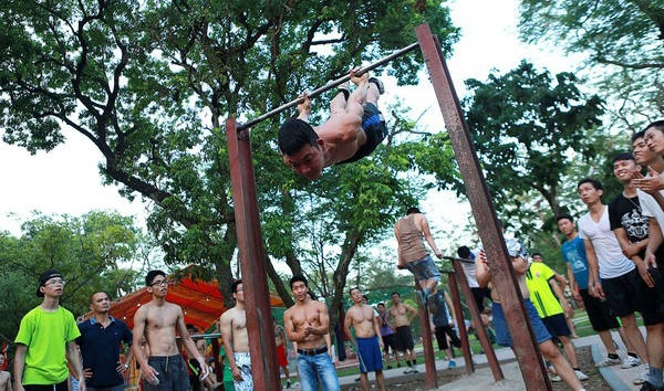 Du lich Ha Noi - Biểu diễn Street Workout