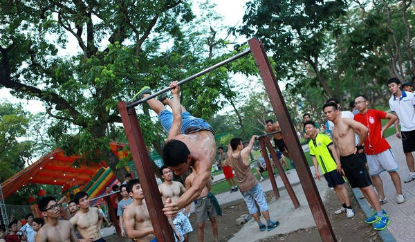 Du lich Ha Noi - Biểu diễn Street Workout