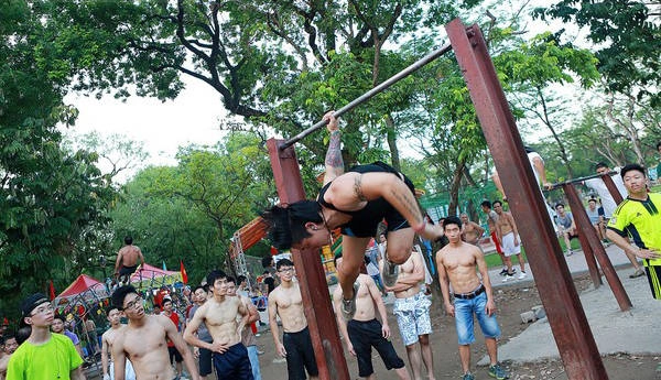 Du lich Ha Noi - Biểu diễn Street Workout