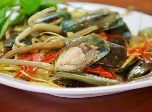 Cà xỉu là loại hải sản đặc trưng ở Hà Tiên. Ảnh: Lê Văn Toàn mon-ngon-nuc-tieng-o-ha-tien-ivivu-2