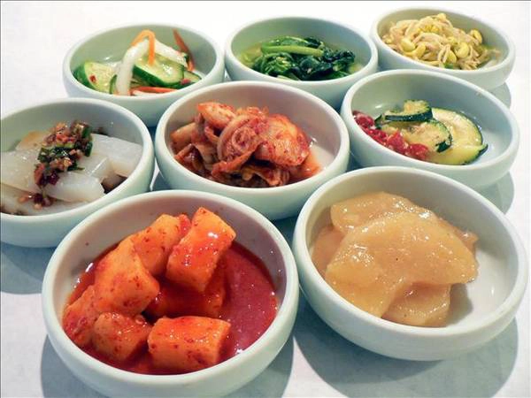 du-lich-han-quoc-dung-quen-thuong-thuc-“dwaeji-gukbap”-ivivu-2