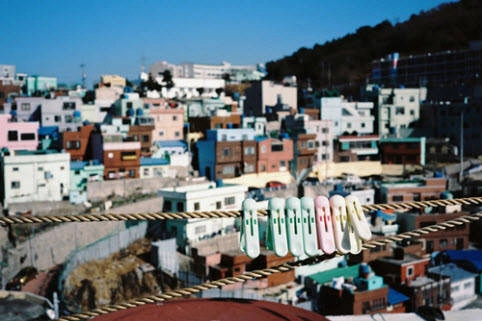 kham-pha-ngoi-lang-giau-nhat-busan-han-quoc-ivivu-6