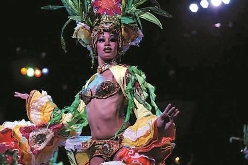 Vũ điệu truyền thống của Tropicana. Ảnh: Đặng Nhật Minh Vũ điệu truyền thống của Tropicana. Ảnh: Đặng Nhật Minh