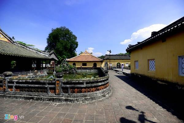 Kinh-thanh-Hue-nhin-tu-camera-bay-ivivu-8