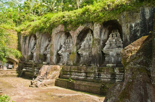 Ảnh:cheaptravelsecrets.com Ảnh:cheaptravelsecrets.com