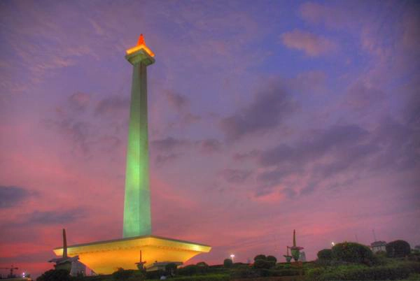 Monas là một biểu tượng nổi tiếng của đất nước Indonesia. Ảnh:.indonesia.travel Monas là một biểu tượng nổi tiếng của đất nước Indonesia. Ảnh:.indonesia.travel