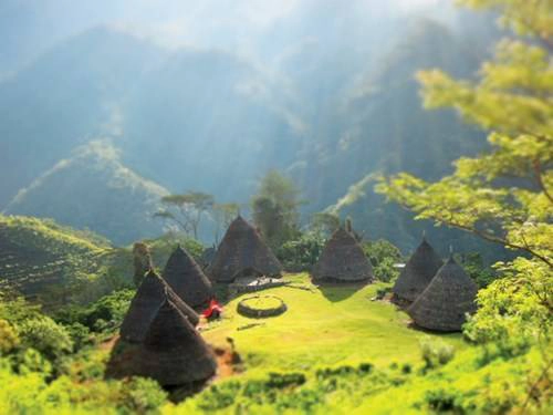 Một kiểu kiến trúc của các bộ lạc địa phương