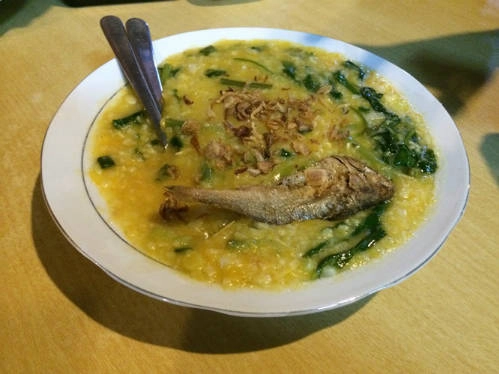 Món cháo gà đặc là thức ăn bổ dưỡng của quần đảo nhiệt đới. Món cháo gà đặc là thức ăn bổ dưỡng của quần đảo nhiệt đới.
