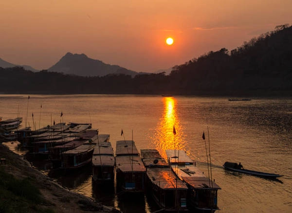 Luang Prabang - Thành phố "hoàng hôn"