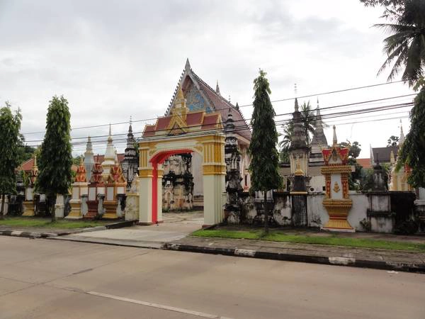 Ngôi chùa cổ nguy nga này nằm trong lòng thủ phủ Savanakhet. Ảnh: champaholidays.com Ngôi chùa cổ nguy nga này nằm trong lòng thủ phủ Savanakhet. Ảnh: champaholidays.com