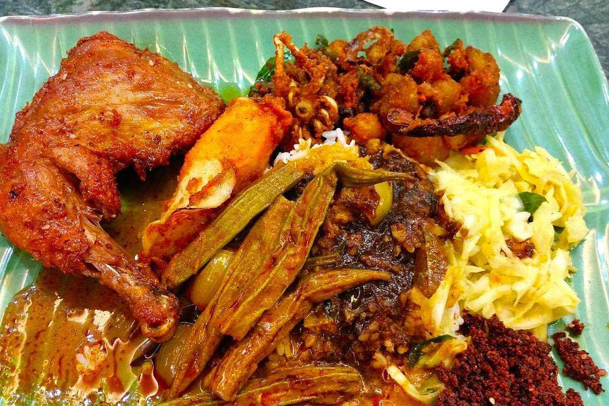 Cơm -cà- ri -Nasi- Kandar -ivivu