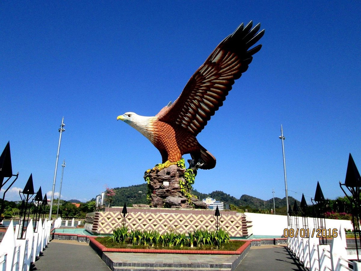 Quảng trường Đại Bàng - Eagle Square, Langkawi. Ảnh: @soh_kien_peng.