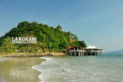 me-man-truoc-ve-dep-thien-duong-cua-quan-dao-langkawi-ivivu-1