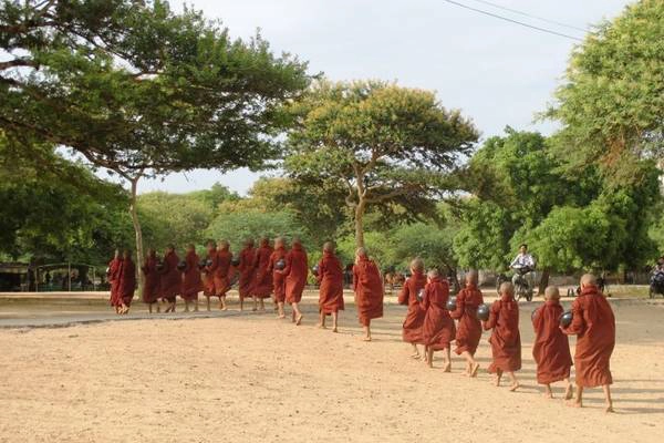 Du lịch Myanmar - Bagan yên bình - iVIVU.com