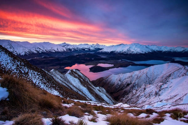 Hoàng hôn tuyệt đẹp trên núi Roys Peak