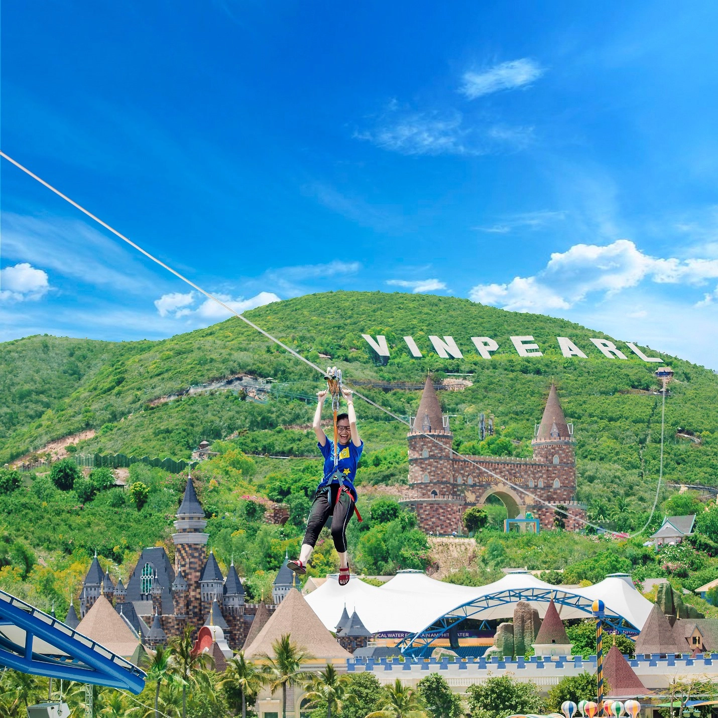 Ảnh: trò chơi Zipline ở Vinpearl Land
