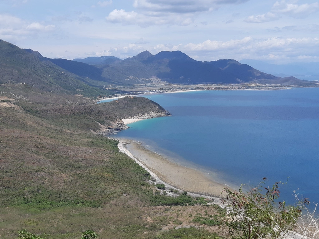 Vịnh-Ninh-Vân-ivivu