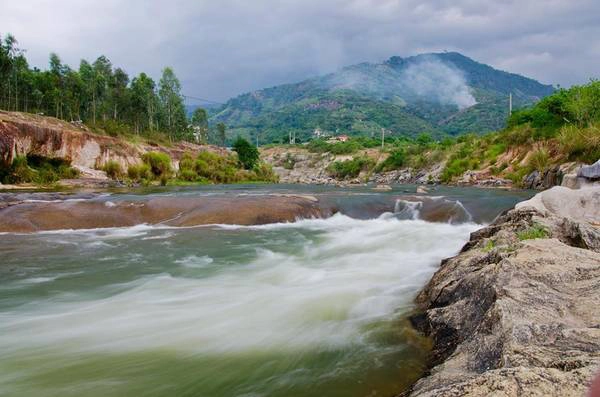 Khu du lịch cách trung tâm thành phố Nha Trang khoảng 20km. Ảnh: FB WaterLand suối Thạch Lâm Khu du lịch cách trung tâm thành phố Nha Trang khoảng 20km. Ảnh: FB WaterLand suối Thạch Lâm