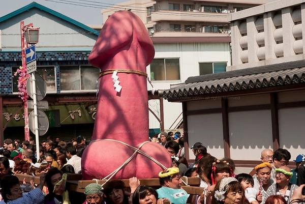 Lễ hội Kanamara Matsuri Lễ hội Kanamara Matsuri