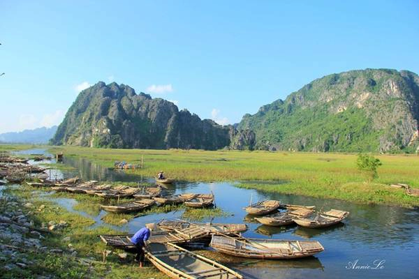 Trước khi chia tay Vân Long, nhớ ghé lại bến thuyền, cảm ơn những cô lái đò hiền lành, và một lần nữa, cảm nhận nét giản dị, chân thành của thiên nhiên và con người vùng mây nước hữu tình.