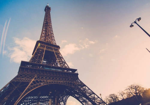 Tháp Eiffel vẫn luôn rực rỡ qua bao năm tháng. Ảnh: Quang Duy. Tháp Eiffel vẫn luôn rực rỡ qua bao năm tháng. Ảnh: Quang Duy.