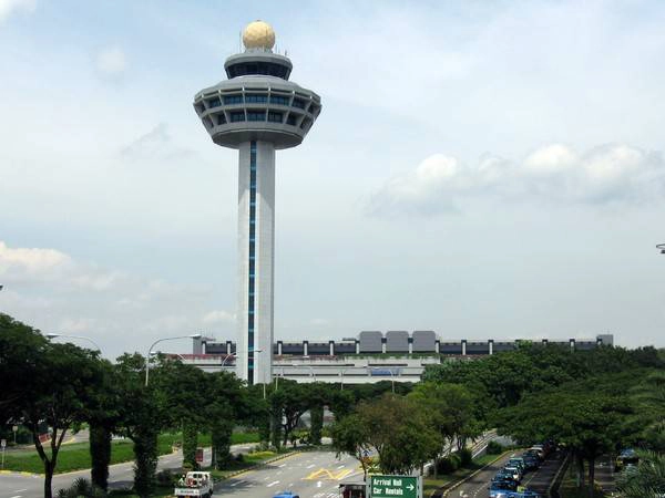 Đường vào sân bay Changi