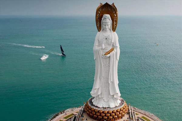 Bức tượng cao 108m này phải mất 6 năm xây dựng và được hoàn thành vào năm 2005. Ảnh: Art Bức tượng cao 108m này phải mất 6 năm xây dựng và được hoàn thành vào năm 2005. Ảnh: Art