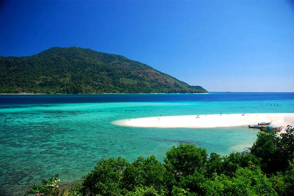 Ko Lipe thuộc quần đảo Adang-Rawi, phía Tây Nam Thái Lan. thailan-ivivu-10