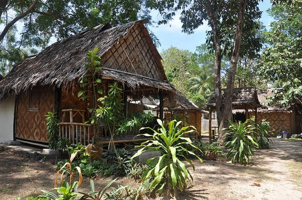 Ko Lanta, hay Ko Lanta Yai, là hòn đảo lớn nhất trong một quần đảo khác thuộc tỉnh Krabi. thailan-ivivu-9