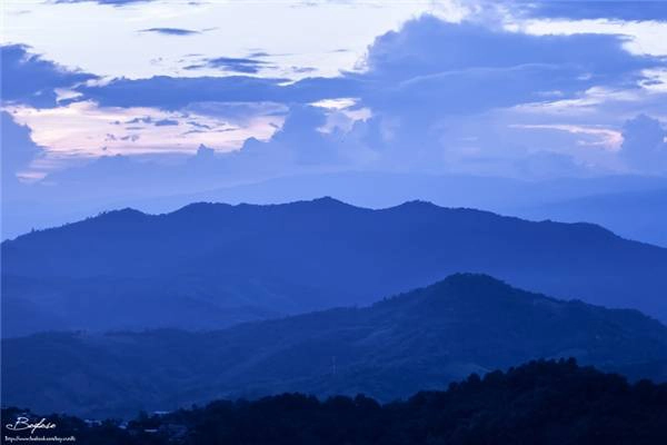 Nằm cách Chiang Rai 52km, Doi Kat Phee chủ yếu là địa hình đồi núi. (Ảnh: Internet) Nằm cách Chiang Rai 52km, Doi Kat Phee chủ yếu là địa hình đồi núi. (Ảnh: Internet)