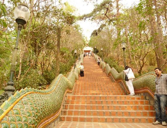 Đường lên Doi Suthep Đường lên Doi Suthep
