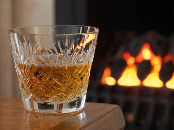 Ở Scotland, đêm giao thừa còn được gọi là Đêm của Nến.