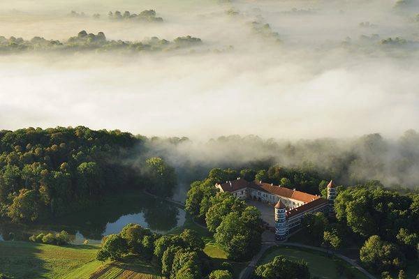 Panemune Castle, xây dựng ở thế kỷ 17 thuộc đất nước nhỏ bé Lithuania. Mở cửa năm 2013, sau quá trình dài trùng tu.