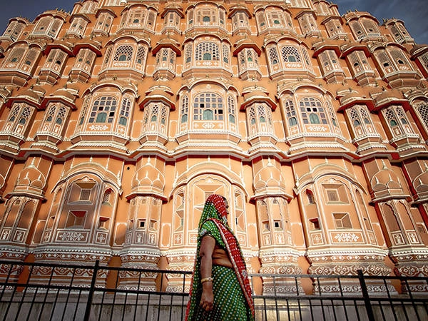 Hawa Mahal, hay còn gọi là Lâu đài gió, thuộc ban Jaipur, Ấn Độ.