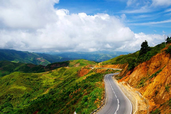 Du lich Viet Nam - Đèo Pha Đin, Sơn La, Lai Châu.