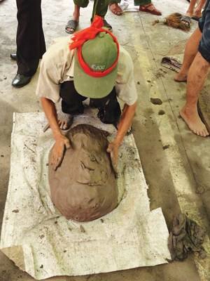 Bắt đầu nặn pháo