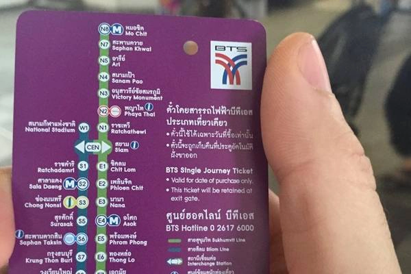 Nếu không sử dụng nhiều và thường xuyên, bạn có thể mua các vé lẻ với giá trên dưới 1 USD một chặng. Trẻ em dưới 90 cm được miễn phí. Nếu không sử dụng nhiều và thường xuyên, bạn có thể mua các vé lẻ với giá trên dưới 1 USD một chặng. Trẻ em dưới 90 cm được miễn phí.