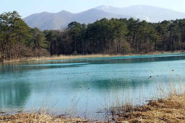 fukushima-vung-dat-cua-nhung-ho-nuoc-xanh-tuyet-dep-ivivu-16