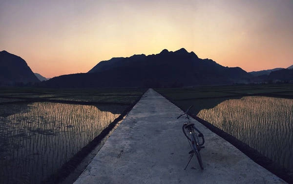 gan-ha-noi-co-3-dia-diem-tuyet-voi-de-vi-vu-cung-lop-minh-truoc-ngay-chia-tay-ivivu-10