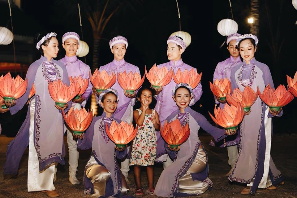 cho-dem-JW Marriott-ivivu-1