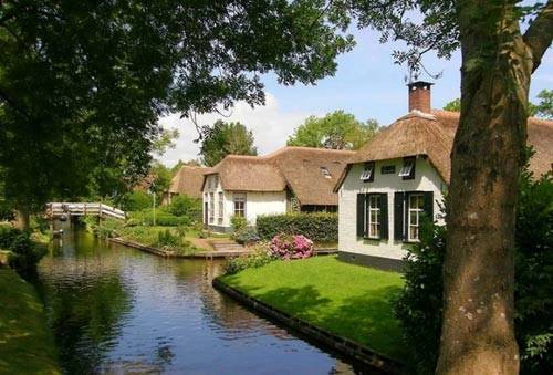 Làng Giethoorn của Hà Lan