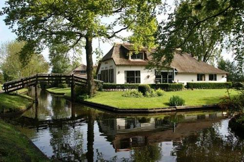 Làng Giethoorn của Hà Lan