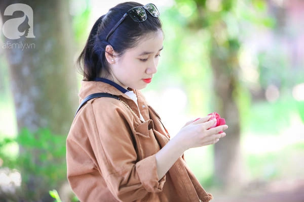 ghe-hue-vao-chua-thien-mu-400-nam-tuoi-ngam-nhung-doa-sala-hoa-cua-su-yen-lanh-ivivu-14