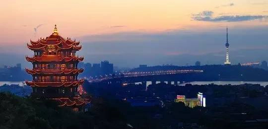 ghe-tham-hoang-hac-lau-kiet-tac-nghe-thuat-dep-tho-mong-tu-thi-van-ra-ngoai-doi-ivivu-4