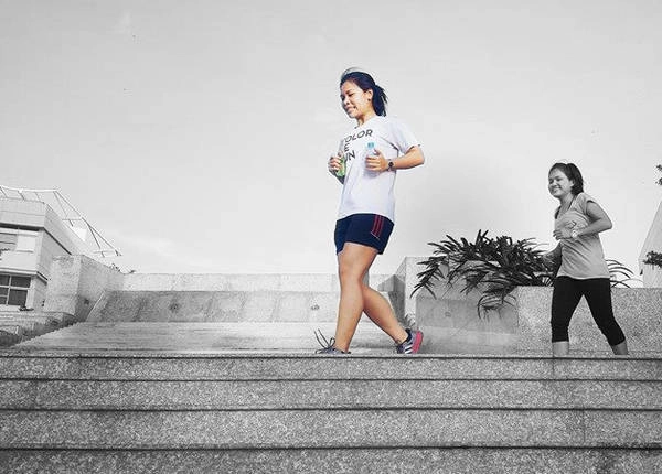 “Hãy luôn cố gắng, dù có khó khăn vẫn không bỏ cuộc vì từng bước một, bạn sẽ đạt được mục tiêu cuối cùng” - Chị Lê Thị Thanh Hằng.